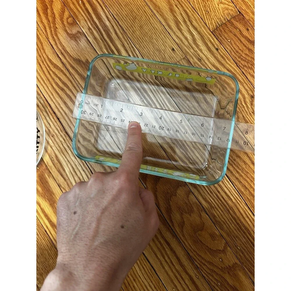 Pyrex hello kitty